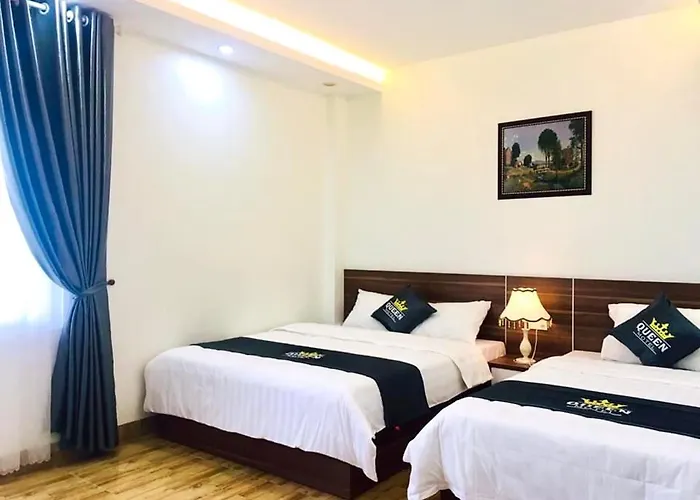 Hotel Queen Hạ Long