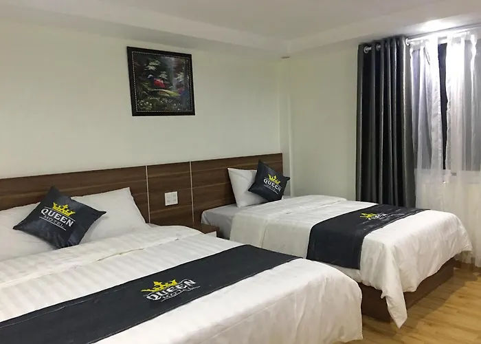 Hotel Queen 2*